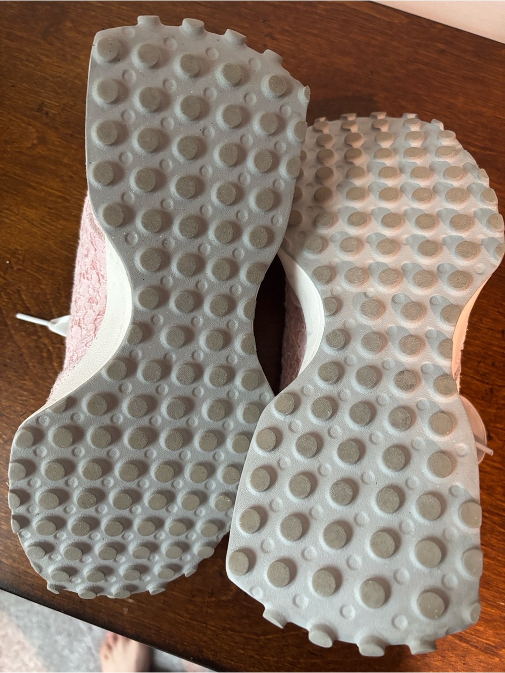 New Balance Pink Lace Ribbon Low-Top Sneakers - Picture 5 of 6